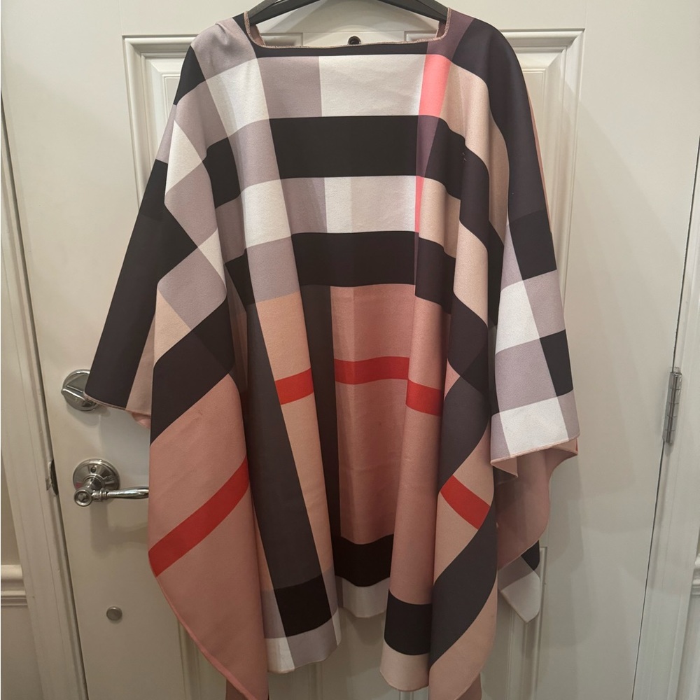 Beautiful Bold And Multi-Colored Wrap!! - image 4